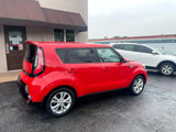 Used 2016 Kia Soul + image 5