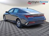 New 2025 Hyundai Elantra SE image 4