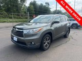 Used 2016 Toyota Highlander XLE image 3