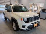 Used 2023 Jeep Renegade Latitude w/ Premium Group image 3