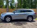 Used 2022 Toyota Highlander LE image 5