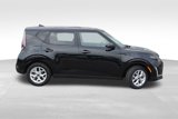 Certified 2024 Kia Soul LX w/ Option Group 015 image 3
