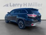 Used 2014 Toyota Highlander Limited Platinum image 3