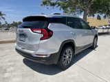 Used 2022 GMC Terrain SLT image 4