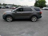 Used 2015 Ford Explorer XLT w/ Equipment Group 202A image 3