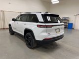 New 2025 Jeep Grand Cherokee Altitude image 6