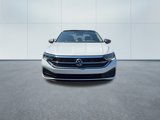 Used 2024 Volkswagen Jetta SE w/ Panoramic Sunroof Package image 3