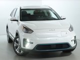Used 2022 Kia Niro EX Premium w/ Cold Weather Package image 2