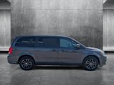 Used 2017 Dodge Grand Caravan SE image 4