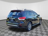 Used 2016 Nissan Pathfinder SV image 4