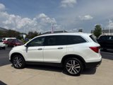 Used 2017 Honda Pilot Elite image 2