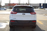 Used 2018 Jeep Cherokee Latitude w/ Altitude Package image 5