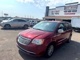Used 2014 Chrysler Town & Country Touring-L image 4