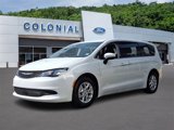 Used 2023 Chrysler Voyager LX image 3