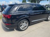 Used 2017 Audi Q7 3.0T Prestige image 3