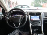 Used 2017 Ford Fusion SE w/ Fusion SE Technology Package image 5