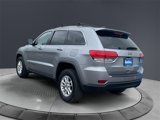 Used 2018 Jeep Grand Cherokee Laredo image 3