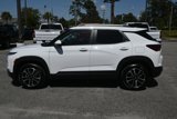 Used 2024 Chevrolet TrailBlazer LT image 2