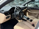 Used 2025 Porsche Macan image 4