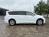 Used 2020 Chrysler Pacifica Limited image 4