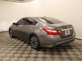 Used 2017 Nissan Altima 2.5 SL w/ 2.5 Technology Package image 3