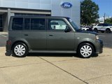 Used 2005 Scion xB image 2