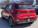 Certified 2022 Hyundai Venue Limited image 4