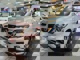 Used 2017 Nissan Pathfinder SV image 2