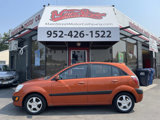 Used 2006 Kia Rio5 SX image 2