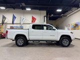 Used 2017 Toyota Tacoma SR5 image 4