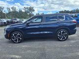 Used 2023 Mitsubishi Outlander SE image 4