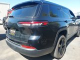 Used 2023 Jeep Grand Cherokee L Laredo image 4