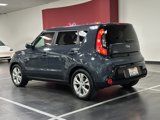 Used 2016 Kia Soul + image 5