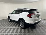 Used 2023 GMC Terrain SLT image 3