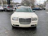 Used 2010 Chrysler 300 Touring image 3