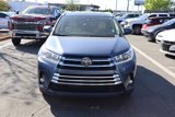 Used 2017 Toyota Highlander Limited image 3