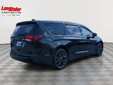 Used 2018 Chrysler Pacifica Touring Plus w/ S Appearance Package image 5