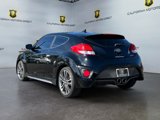 Used 2017 Hyundai Veloster Turbo image 3