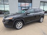 Used 2016 Jeep Cherokee Latitude w/ Comfort/Convenience Group image 4