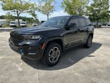Used 2022 Jeep Grand Cherokee Trailhawk w/ Advanced Protech Group II image 3
