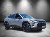 Used 2024 Chevrolet Trax ACTIV w/ Sunroof Package image 2