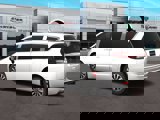 New 2025 Chrysler Pacifica Select image 4
