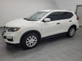 Used 2017 Nissan Rogue S image 2