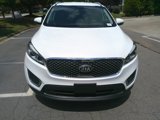 Used 2017 Kia Sorento LX w/ LX Convenience Package image 3