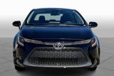 Used 2021 Toyota Corolla LE image 3