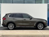 Certified 2022 BMW X5 xDrive40i w/ Luxury Seating Package image 3