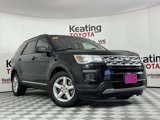Used 2019 Ford Explorer XLT image 2