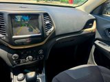 Used 2016 Jeep Cherokee Latitude w/ Comfort/Convenience Group image 2