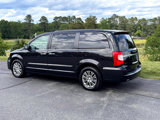 Used 2014 Chrysler Town & Country Touring-L w/ Driver Convenience Group image 6
