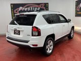 Used 2017 Jeep Compass Latitude image 2